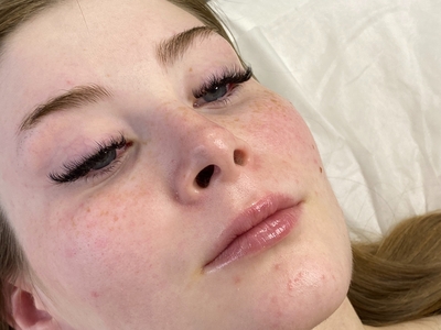 Порадуйте себя в студии «Уют красоты» со скидкой до 33%! Порадуйте себя в студии «Уют красоты» со скидкой до 33%!