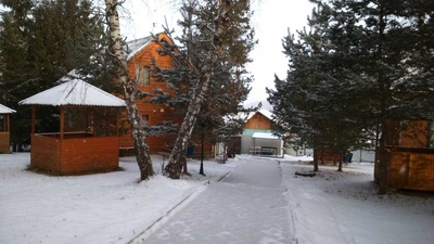 Тепло русской бани и уют деревянных домиков — Ваш идеальный отдых на базе «Берёзовая роща» со скидкой до 60% Тепло русской бани и уют деревянных домиков — Ваш идеальный отдых на базе «Берёзовая роща» со скидкой до 60%