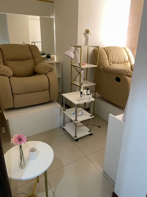 Маникюр, педикюр и обучение в студии «Royal Nails» со скидкой до 50% Маникюр, педикюр и обучение в студии «Royal Nails» со скидкой до 50%