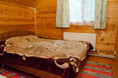 Тепло русской бани и уют деревянных домиков — Ваш идеальный отдых на базе «Берёзовая роща» со скидкой до 60% Тепло русской бани и уют деревянных домиков — Ваш идеальный отдых на базе «Берёзовая роща» со скидкой до 60%