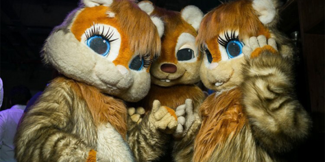 Хомячки спешат с поздравлением: Вас ждёт забавный сюрприз!