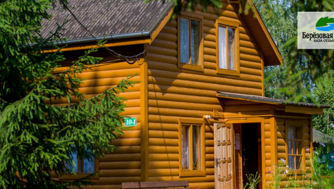 Тепло русской бани и уют деревянных домиков — Ваш идеальный отдых на базе «Берёзовая роща» со скидкой до 50%